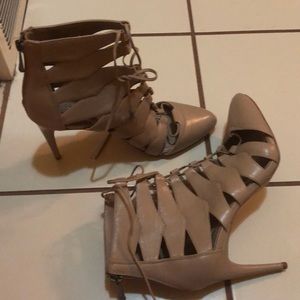 Bcbg heels